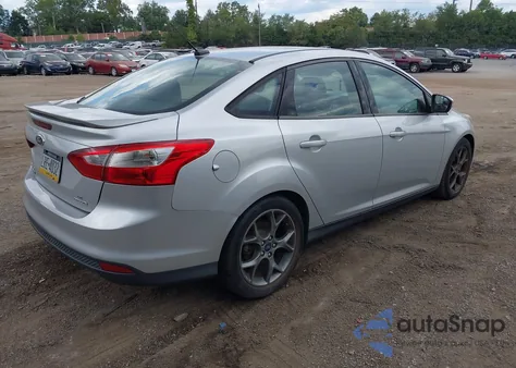 2014 Ford Focus Se from USA, damaged, VIN 1FADP3F28EL330925